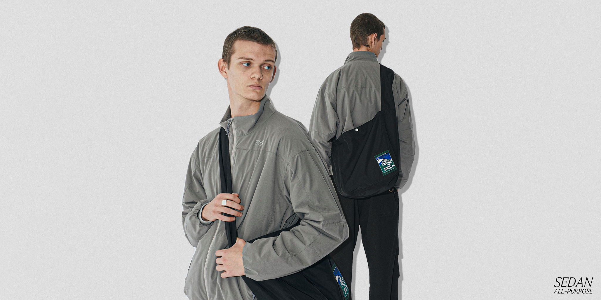 TECH SHOULDER BAG