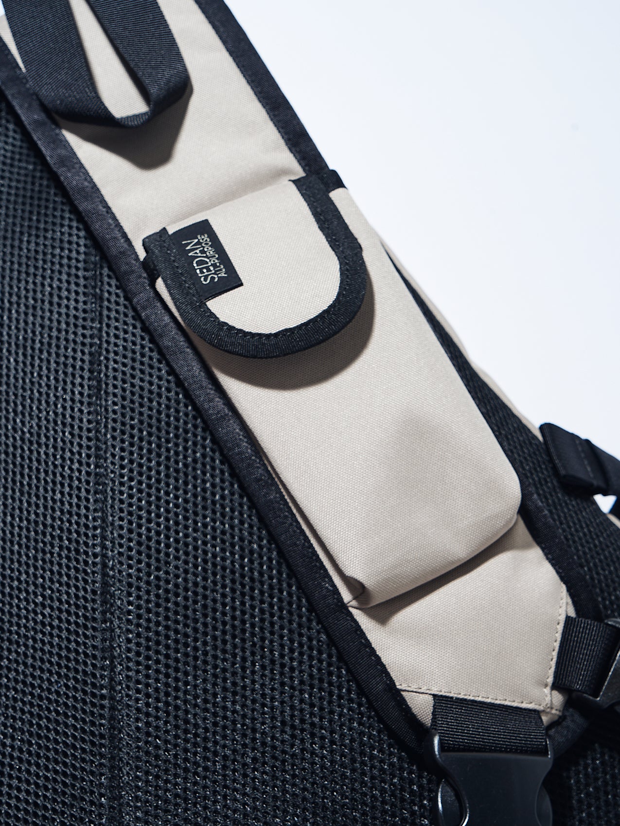 Big Sling Bag – SEDAN ALL-PURPOSE ONLINE STORE