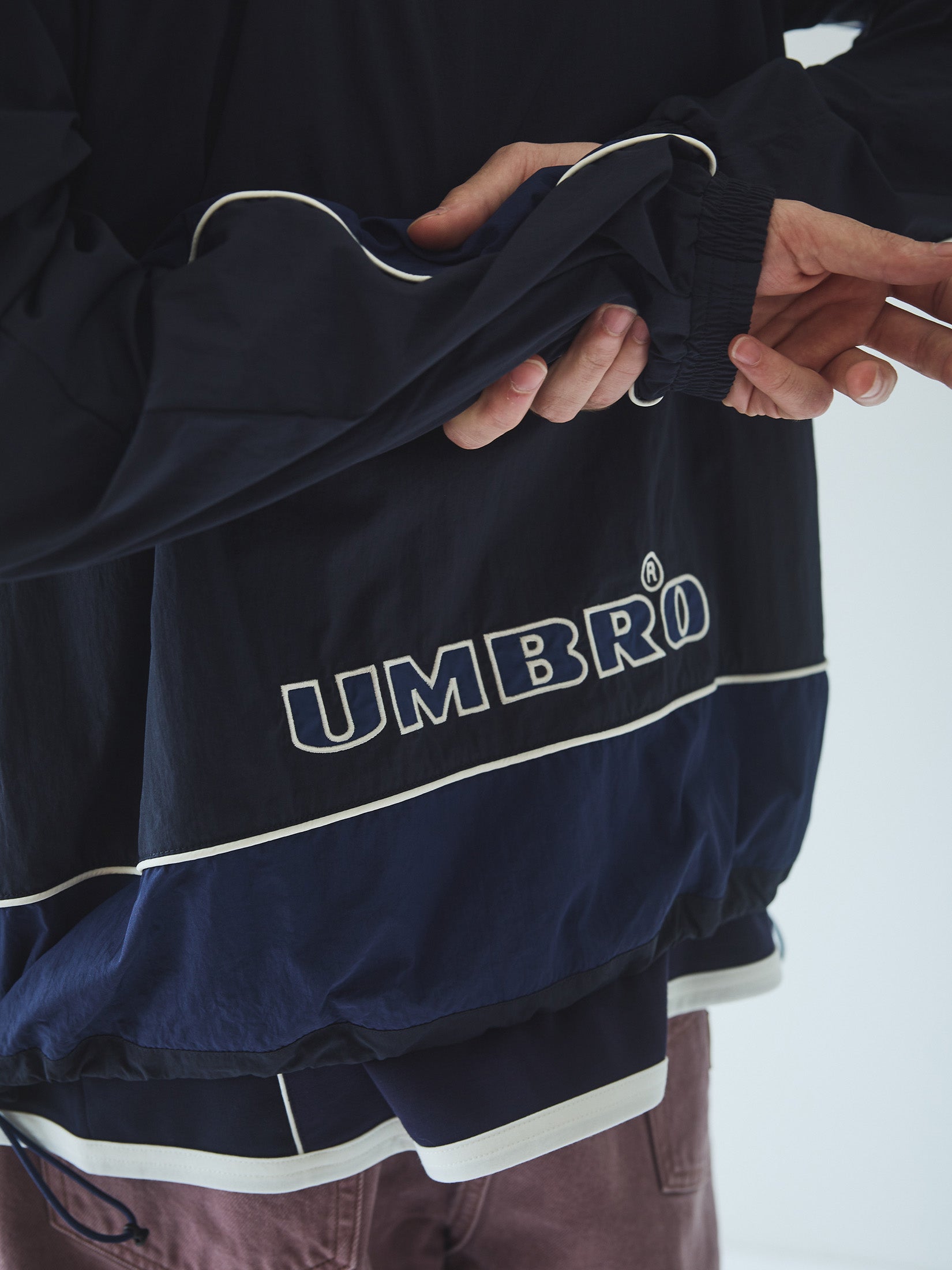 UMBRO® Woven Track Jacket – SEDAN ALL-PURPOSE ONLINE STORE
