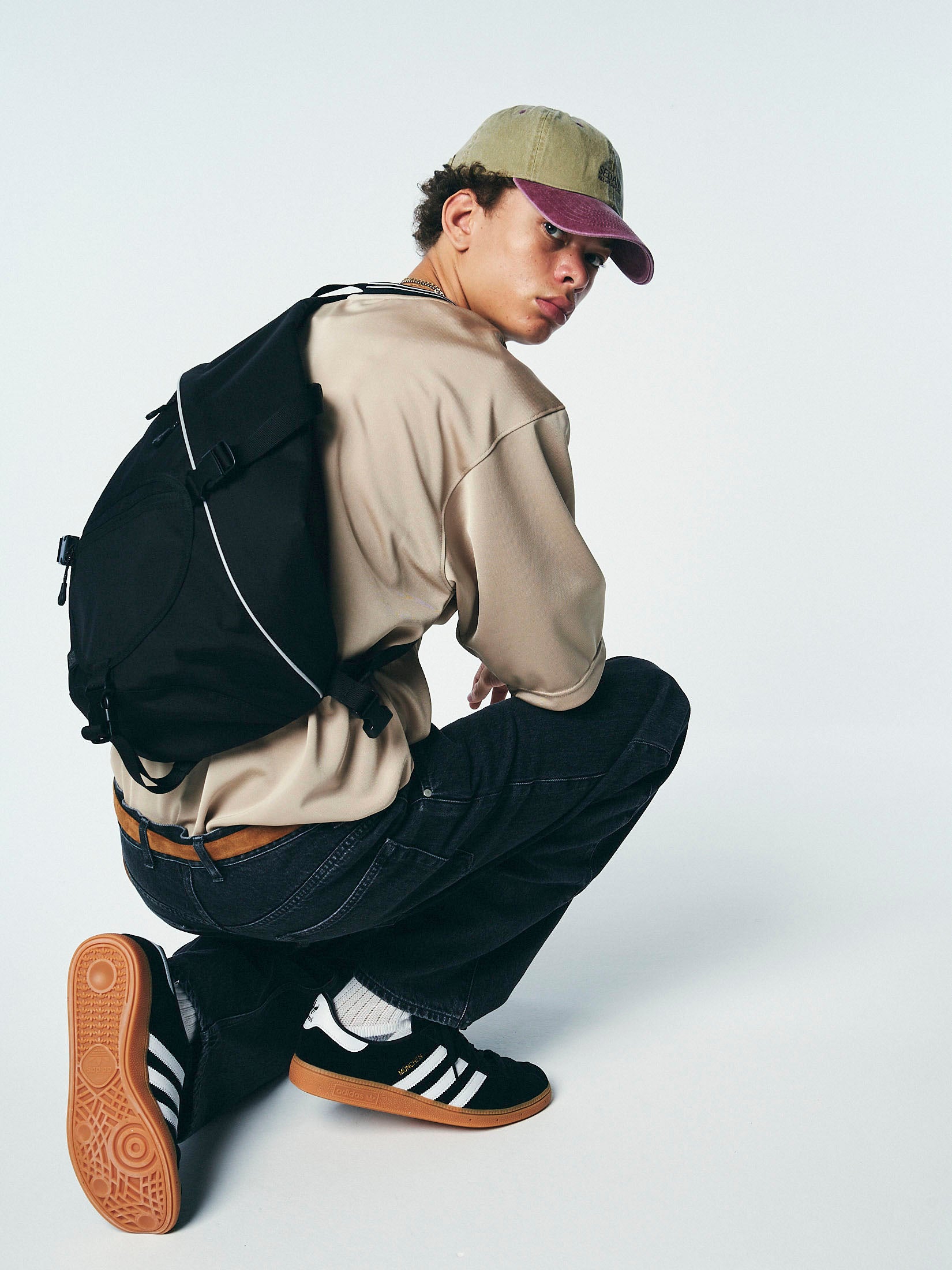 Big Sling Bag – SEDAN ALL-PURPOSE ONLINE STORE